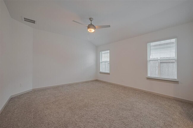 Building Photo - 12715 Basinghall Ln