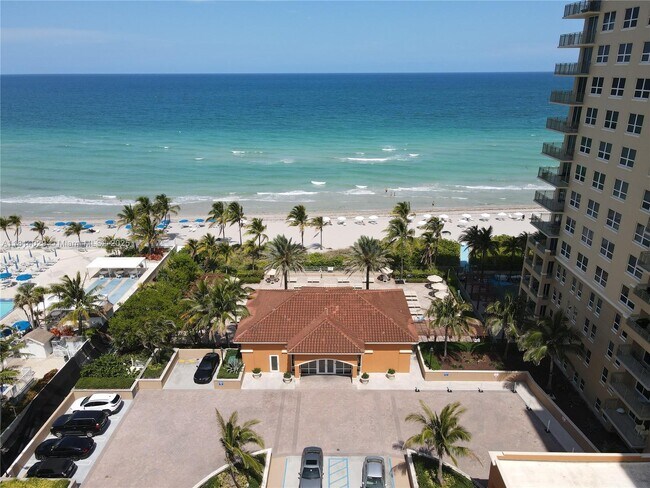 Building Photo - 2080 S Ocean Dr