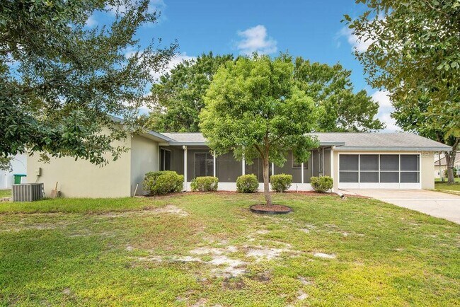 Building Photo - 1143 E Fowler Dr