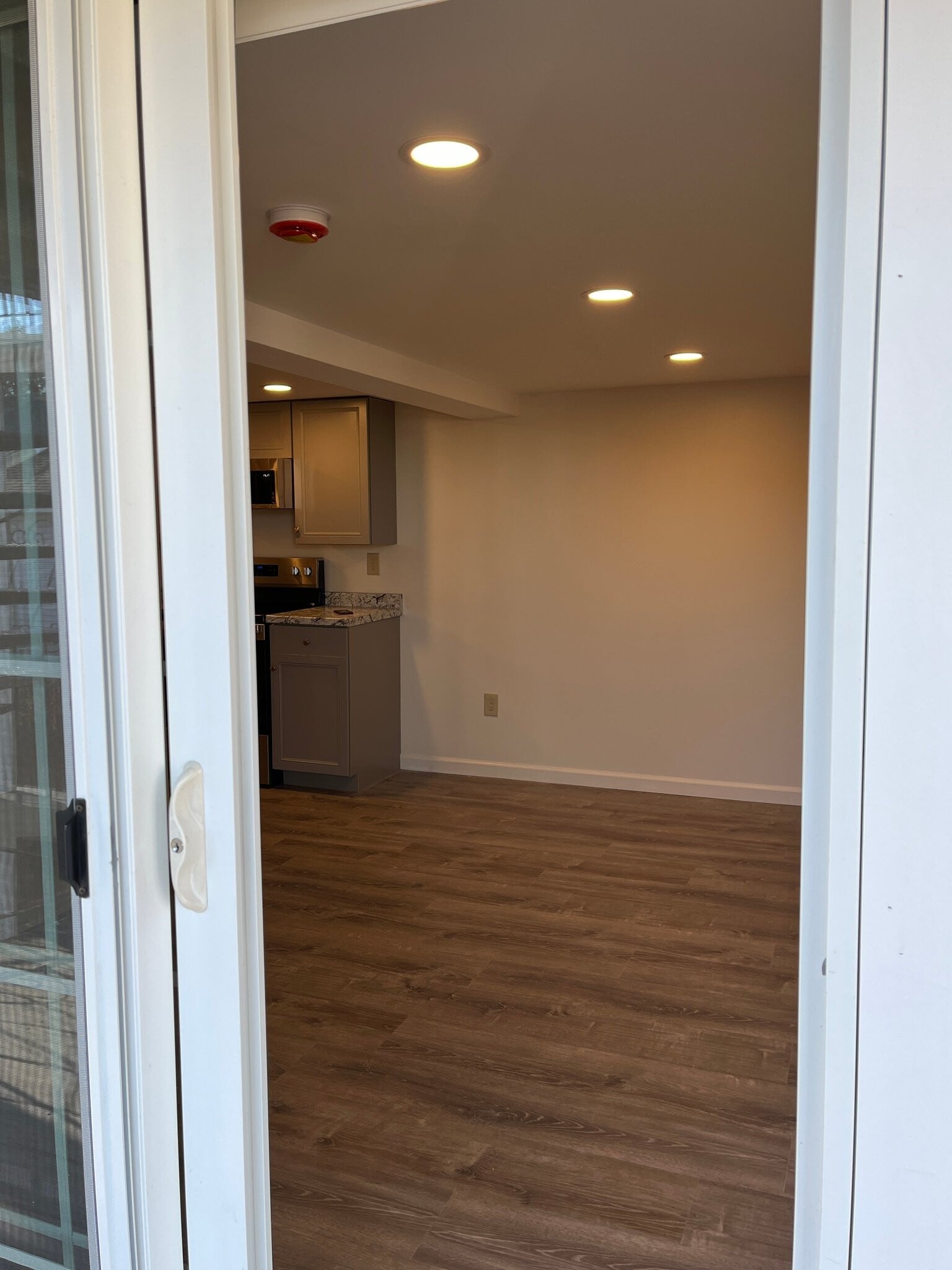 Building Photo - 14 Myrica Ave