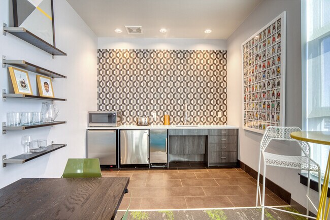 Building Photo - 3609 Wynkoop St