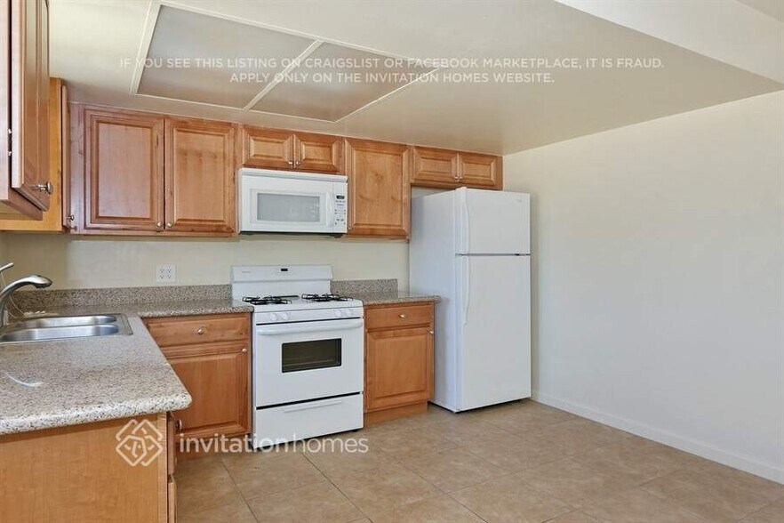 Building Photo - 522 San Remo Ct