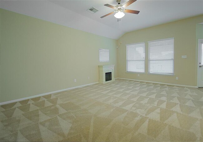 Building Photo - 21506 Cotton Valley Ln