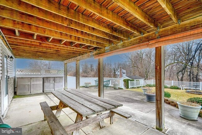 Building Photo - 8908 Goldentree Ln