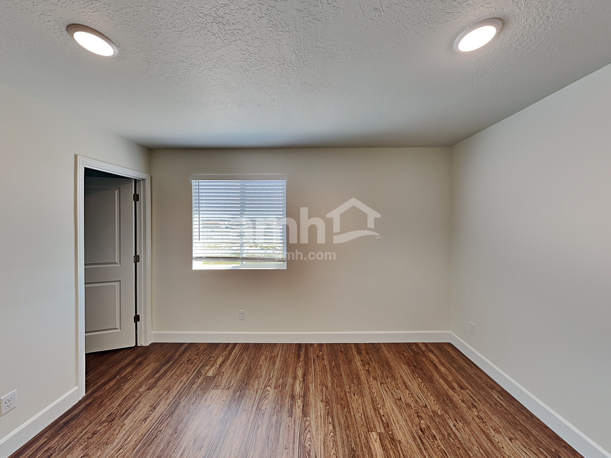Building Photo - 3271 S 2580 W