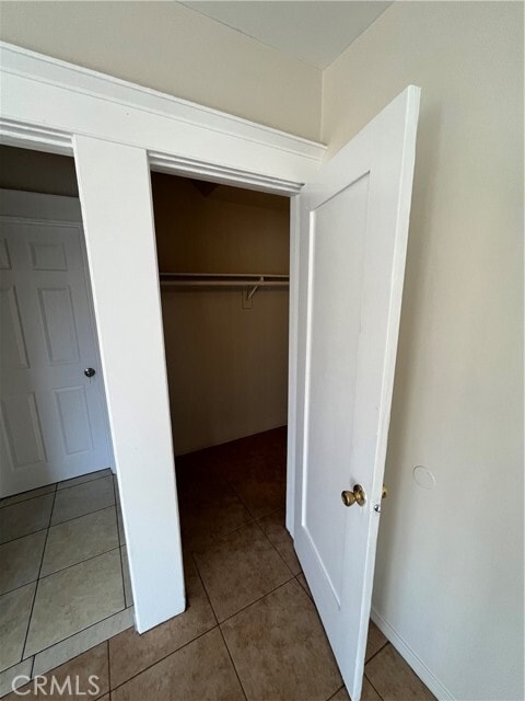 Building Photo - 1355 W 49th St