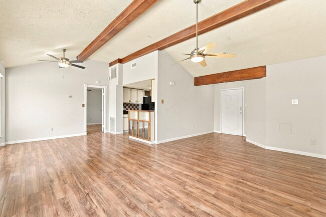 Building Photo - 7623 Kite Hill Dr