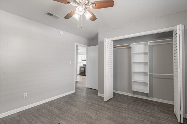 Building Photo - 600 Palm St