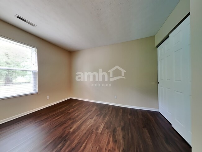 Building Photo - 2515 Bridgewood Dr