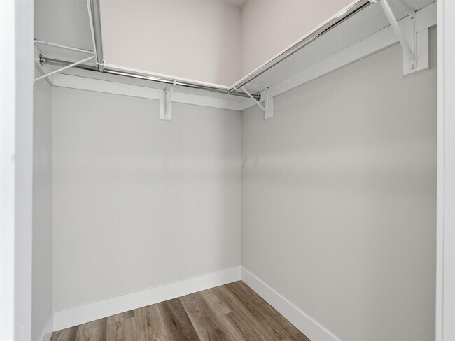 Building Photo - 304 61st St