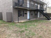 Building Photo - 229 N Church Ave