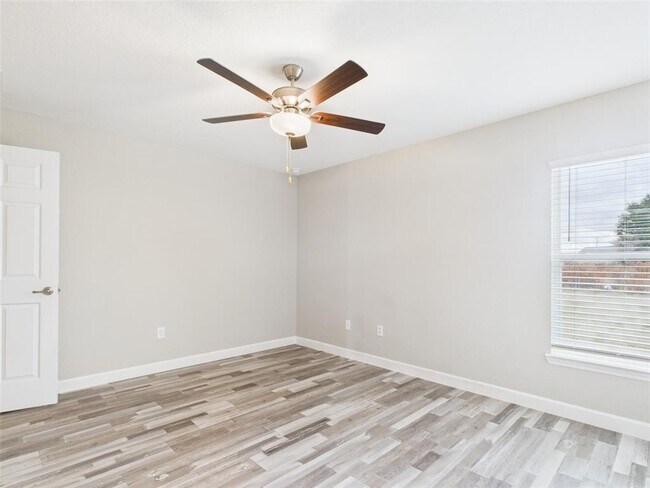 Building Photo - 12849 SW 73rd Ave Rd