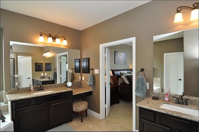 Building Photo - 14534 Castle Cove Ln