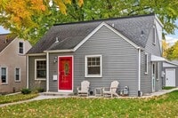 Building Photo - 3040 Hampshire Ave S