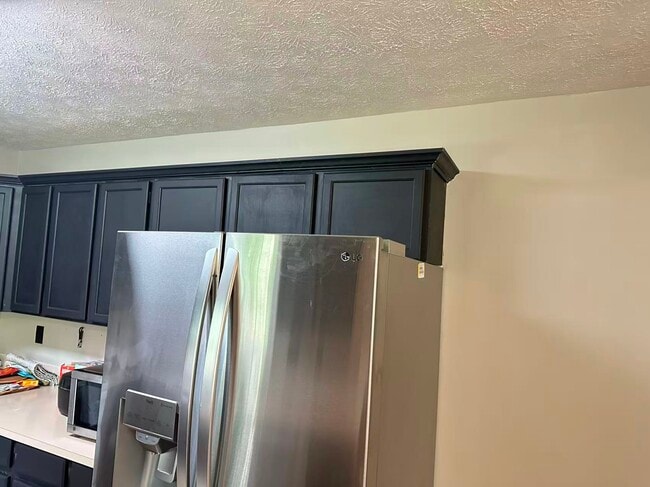 Building Photo - 3626 White Pine Dr