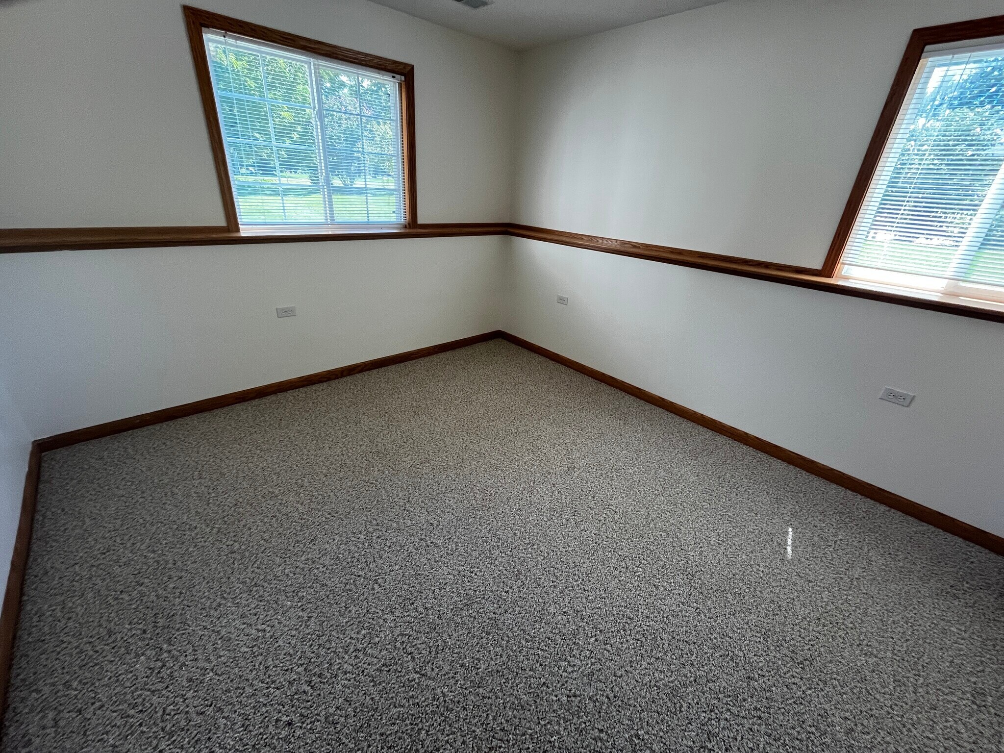Building Photo - 788 Graafschap Rd