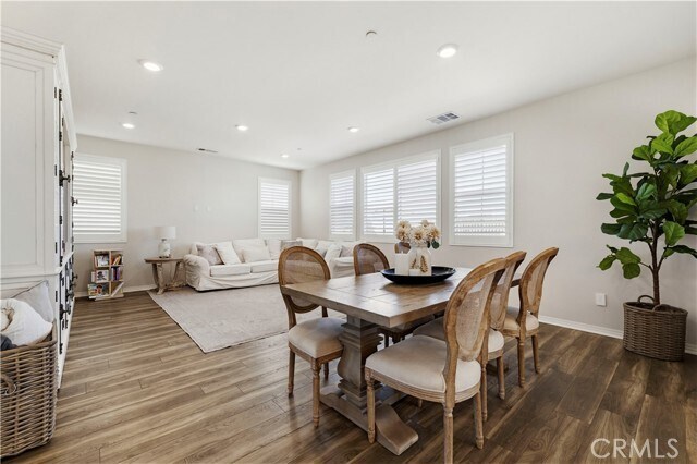 Building Photo - 24151 Paseo del Rancho Dr