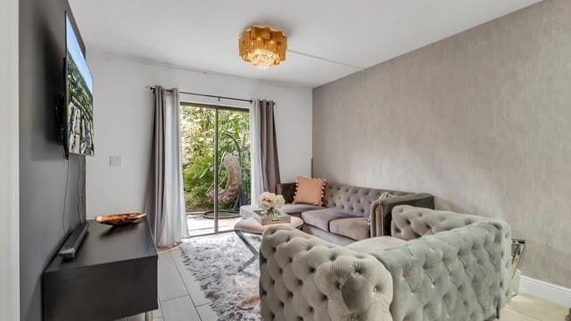 Building Photo - 2907 NE 8th Terrace