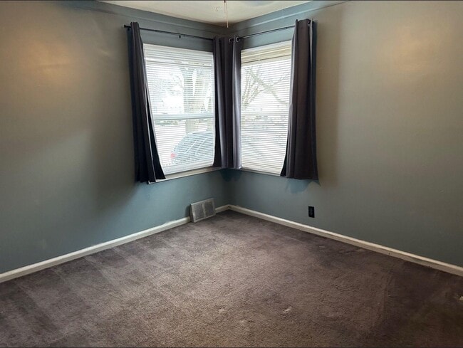 Building Photo - 3340 Dudley St