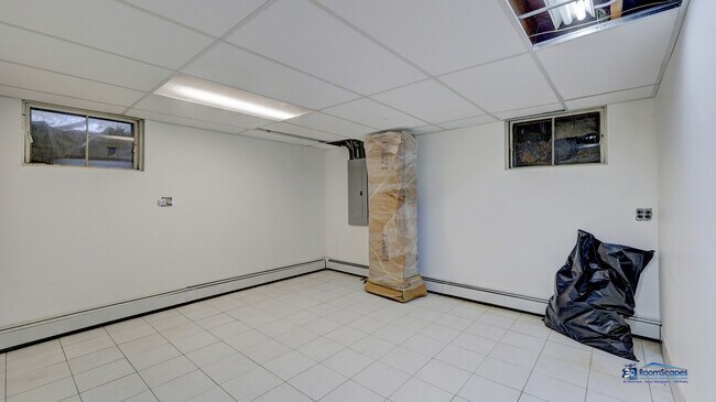 Building Photo - 2226 Shannondale Dr