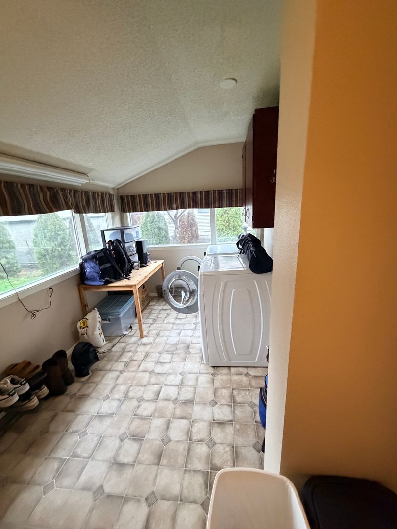 Building Photo - Spacious 3-Bedroom Home with Finished Basement & Fenced Yard