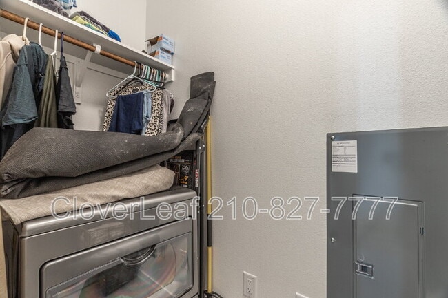 Building Photo - 102 Tendick St