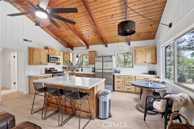 Building Photo - 41625 Thrush Ct