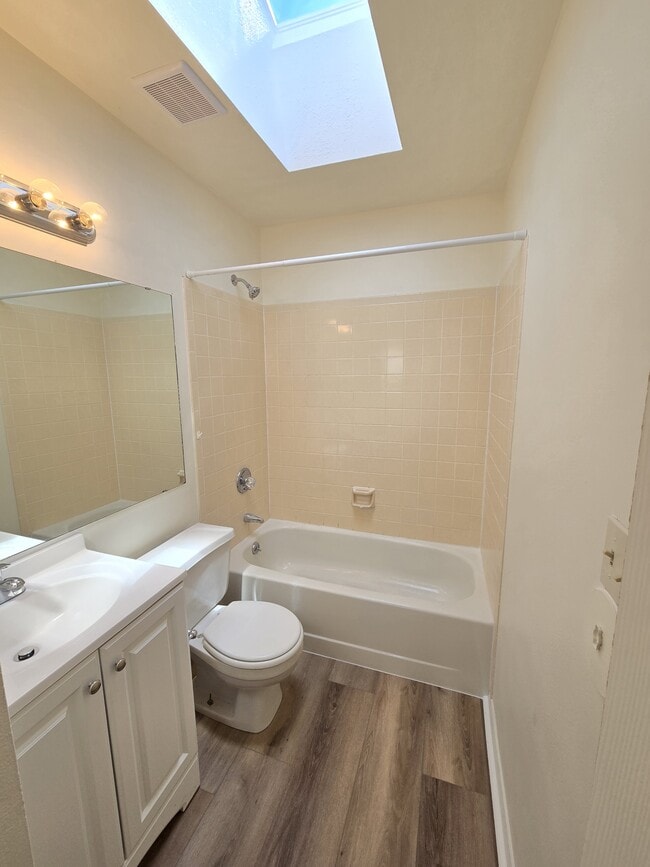 Building Photo - 3995 Beltana Dr