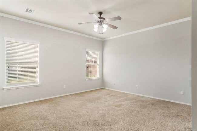 Building Photo - Glenpool Beauty!  3 Bedroom, 2 Bath Home