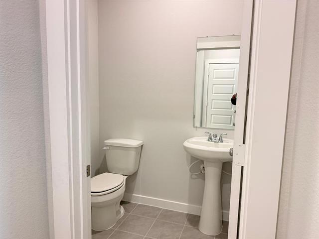 Building Photo - 1007 Knox River Dr