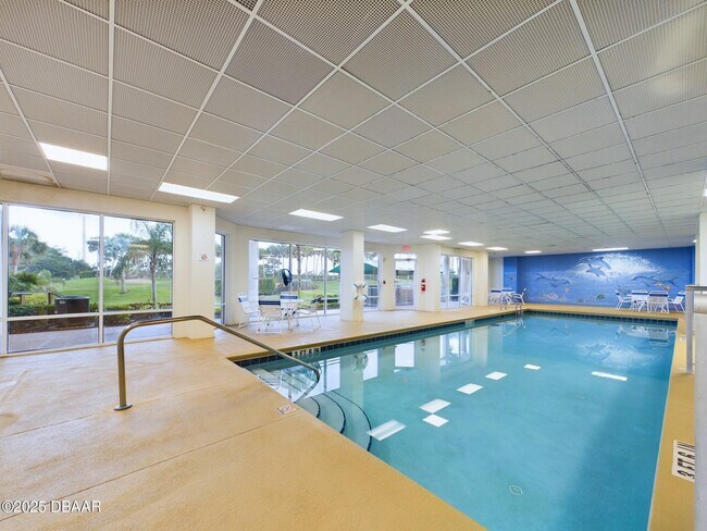 Building Photo - 4670 Links Village Dr