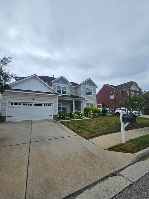 Building Photo - 141 Bella Dr