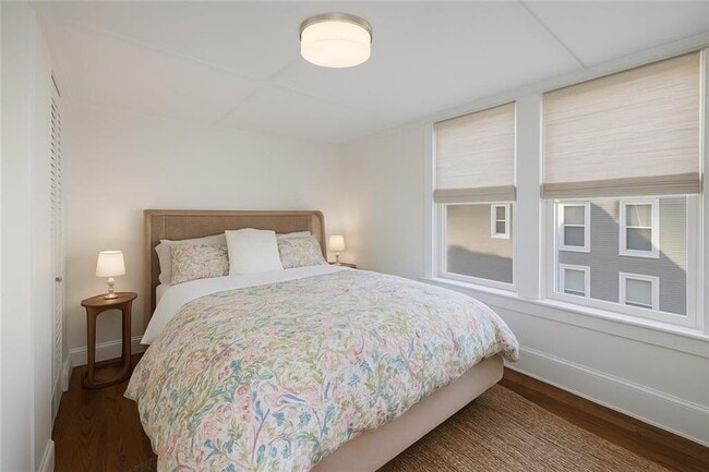 Building Photo - 23 Mt Vernon St