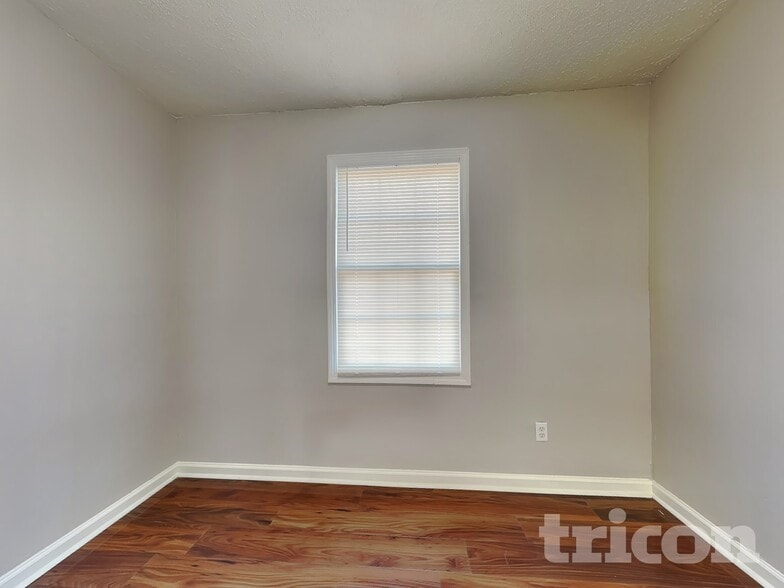 Building Photo - 5152 Rosetrace Cove SW