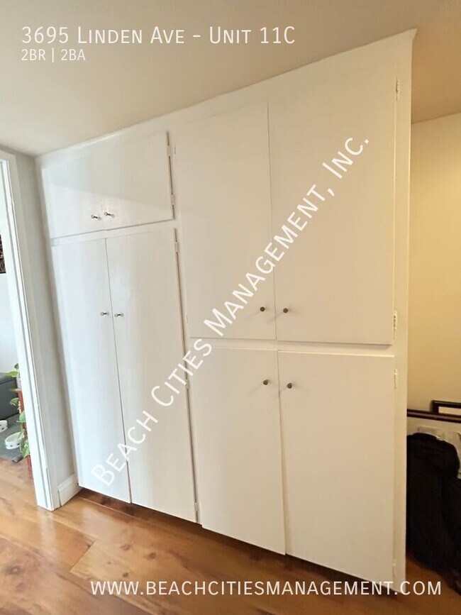 Building Photo - 3695 Linden Ave