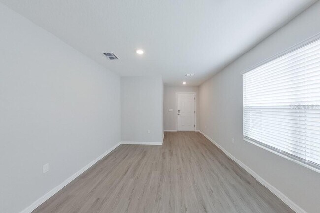 Building Photo - 8584 SW 44th Ct