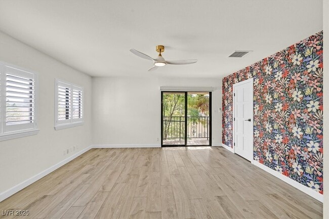 Building Photo - 3328 Plaza Del Paz