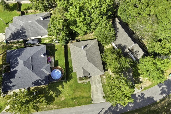 Building Photo - 9534 Laa Ln Ct