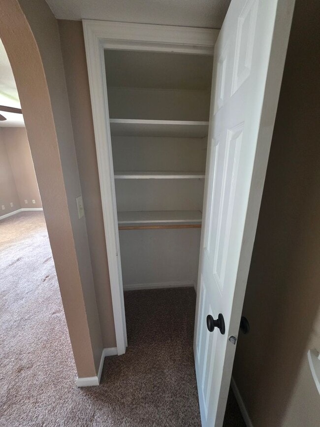 Building Photo - Looking for Cozy? You Just Found It.