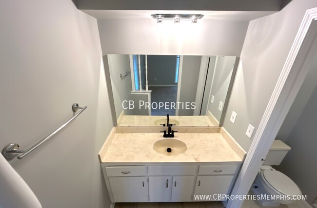 Building Photo - 4396 W Hunters Glen St