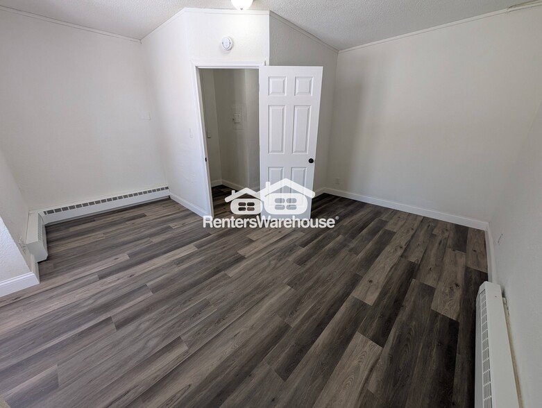 Building Photo - 451 Western St
