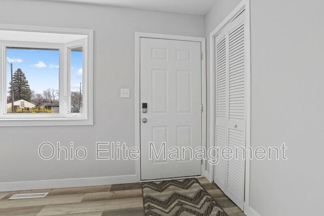 Building Photo - 5322 Newport Rd
