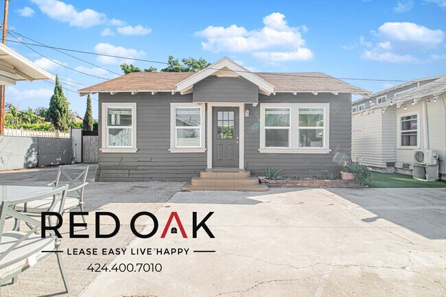 Building Photo - 2928 S Halldale Ave