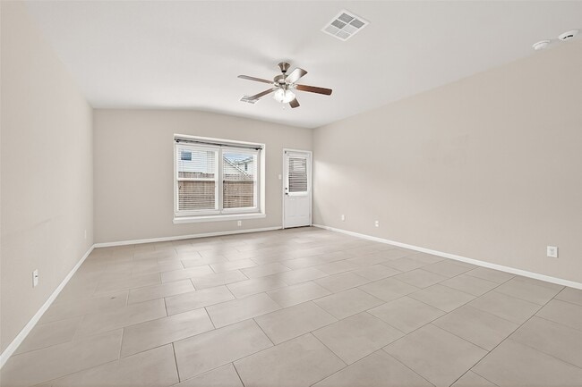 Building Photo - 19339 Vermillion Ct