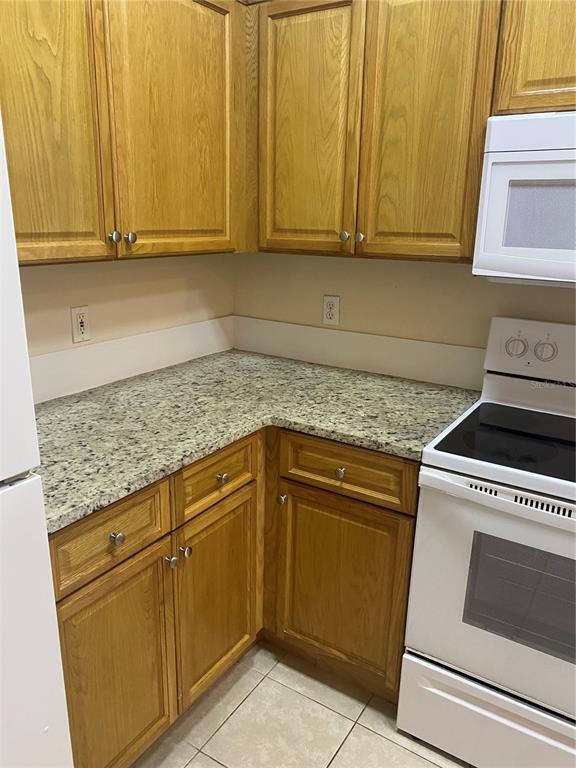 Building Photo - 10559 Villa View Cir