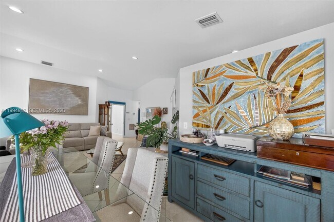 Building Photo - 14610 SW 145th Pl