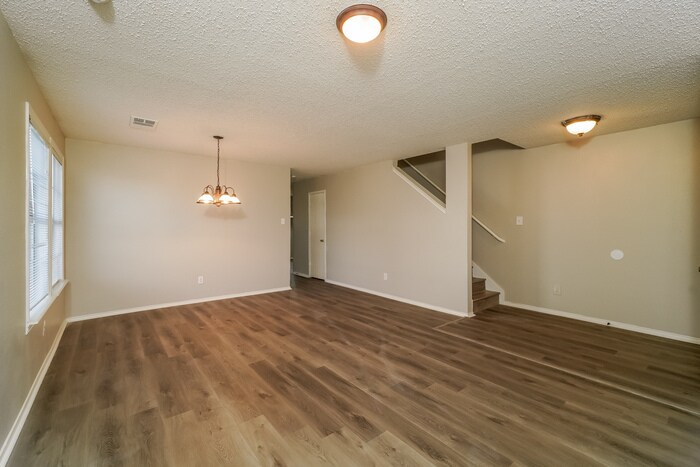 Building Photo - 8003 Mosstree Dr