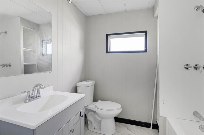Building Photo - 2854 Lake Alfred Rd