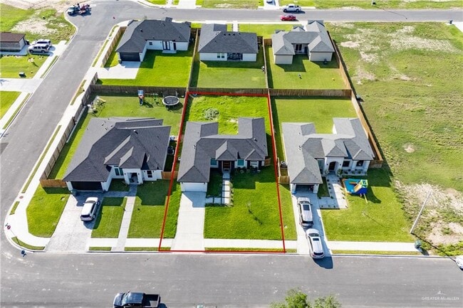 Building Photo - 2412 San Pascual St