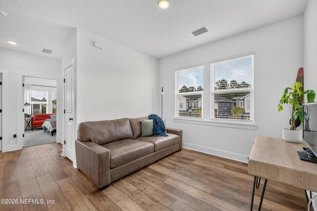 Building Photo - 9807 Element Rd